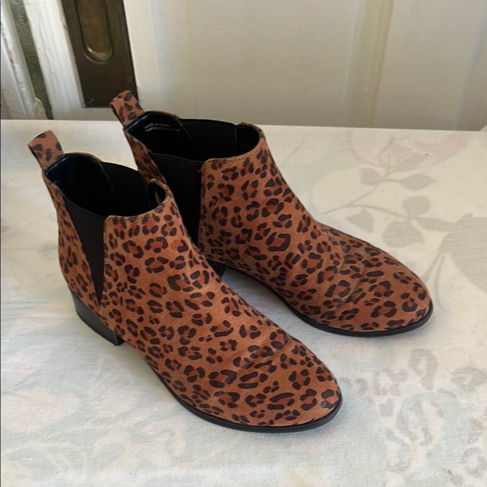 Jillian Harris x Joe Fresh Leopard Print Ankle Boots